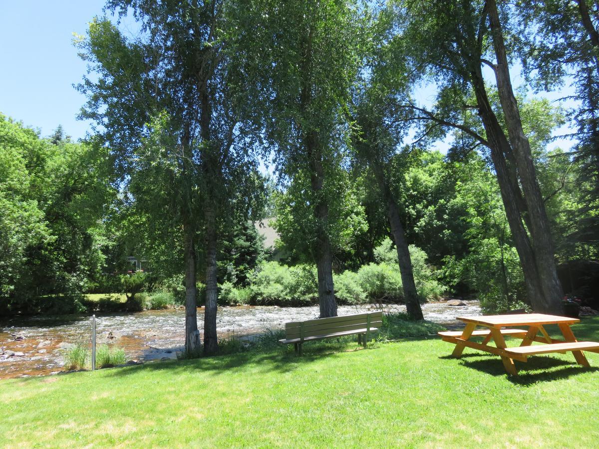 באזלט Aspenalt Lodge מראה חיצוני תמונה