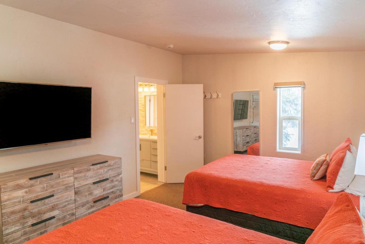 באזלט Aspenalt Lodge מראה חיצוני תמונה